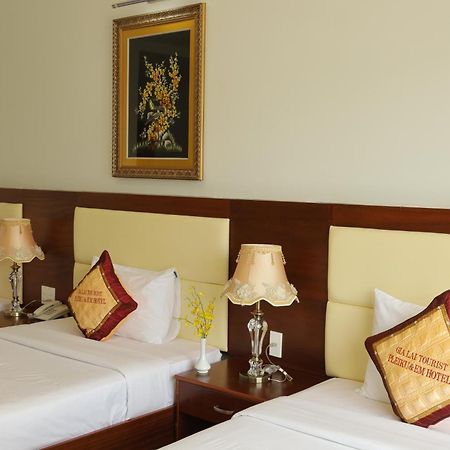 Pleiku & Em Hotel By Gia Lai Tourist Екстер'єр фото